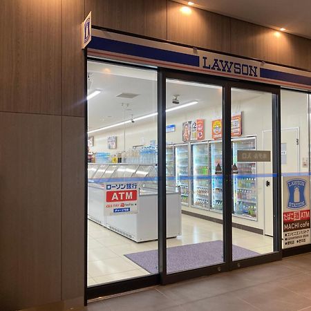 Omo Kansai Airport By Hoshino Resorts Izumisano Exterior foto A Lawson store in Tokyo