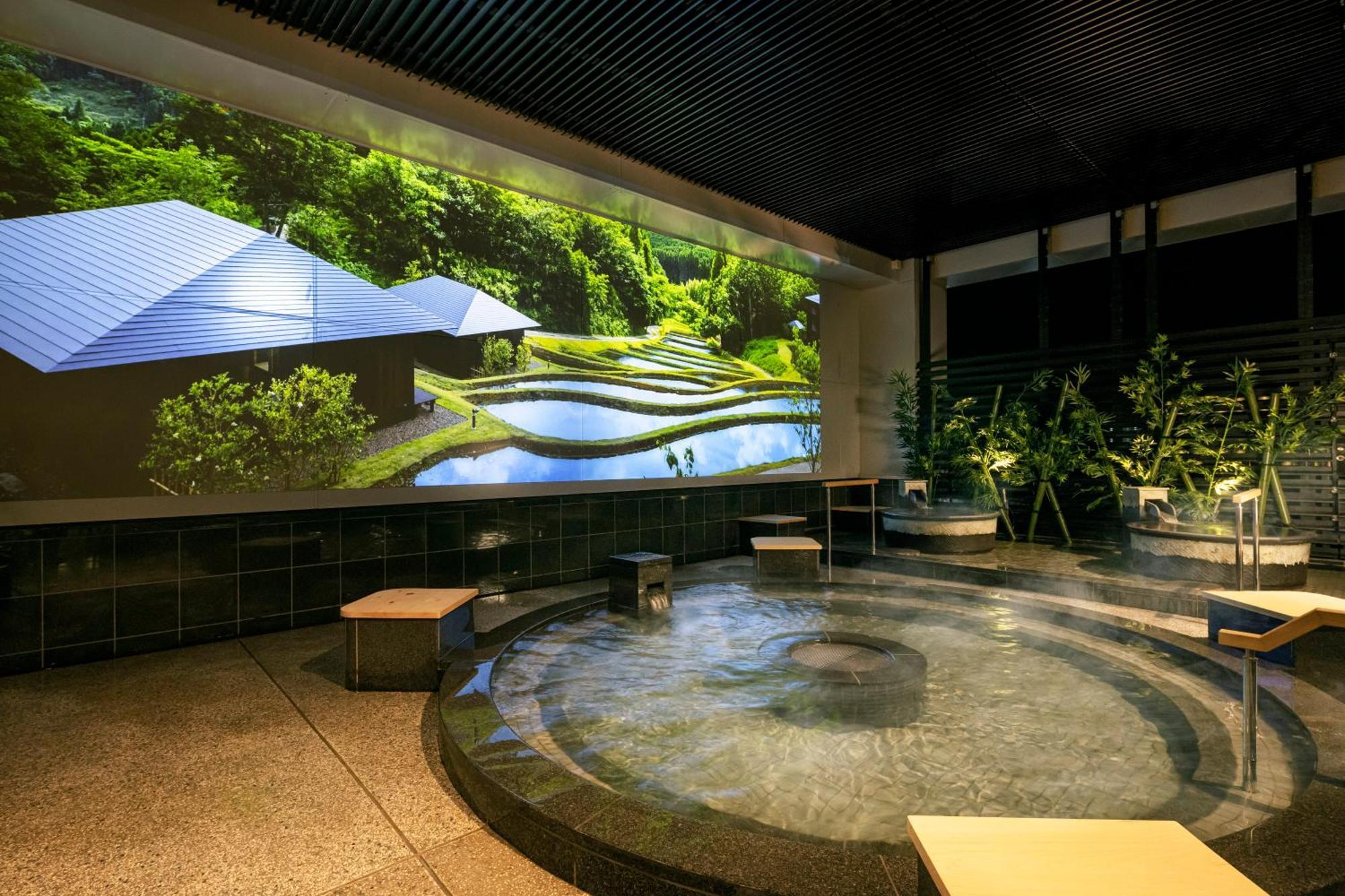 Omo Kansai Airport By Hoshino Resorts Izumisano Exterior foto A public onsen in Tokyo