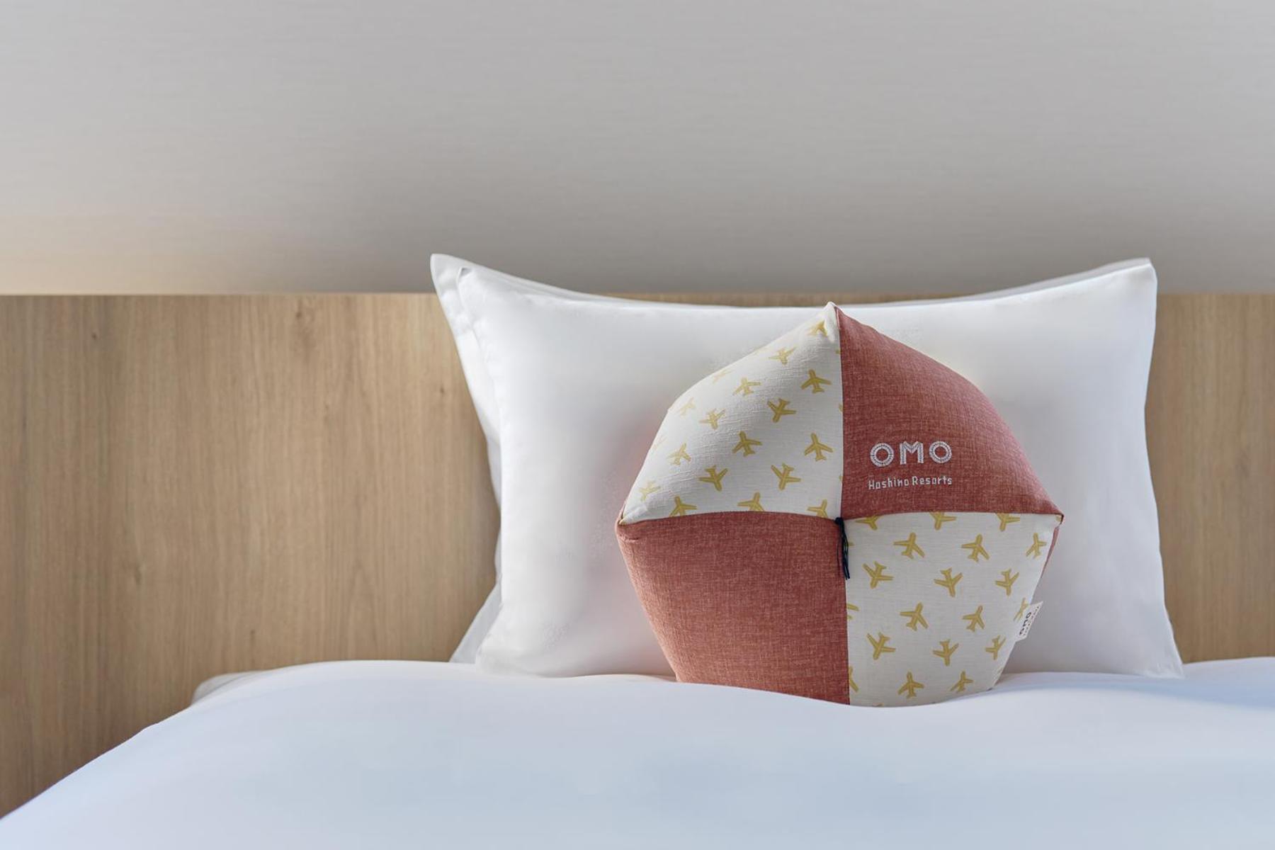 Omo Kansai Airport By Hoshino Resorts Izumisano Exterior foto OYO branded pillow